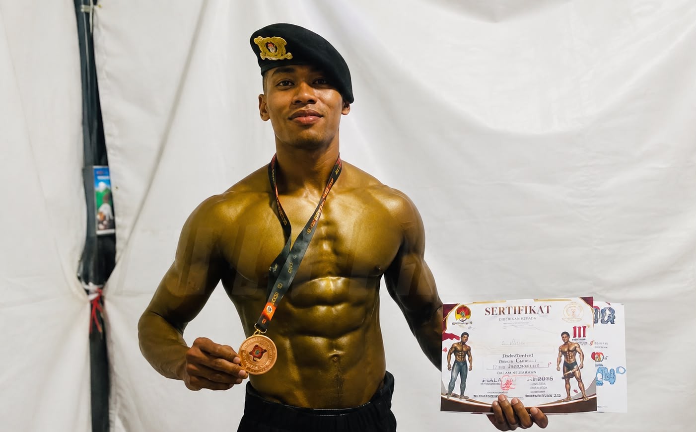 BRIPDA YOHANES TODA LAE RAIH JUARA HARAPAN 1 BODY CONTEST DI KUPANG