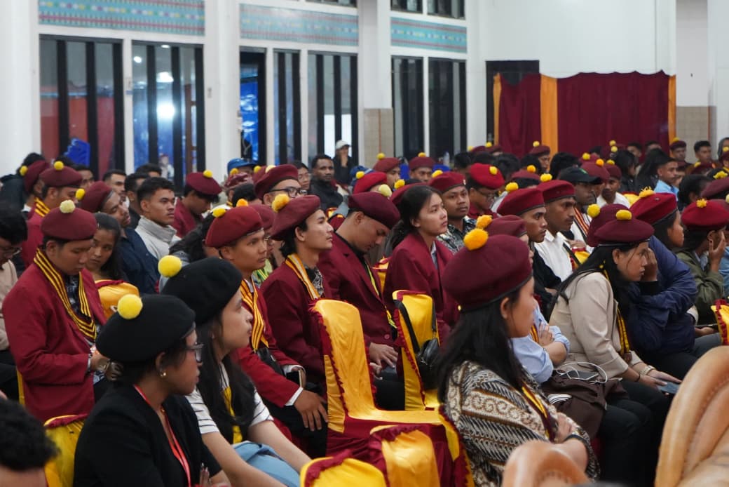Ratusan kader PMKRI dari berbagai daerah menghadiri pembukaan Kongres XXXIV dan Sidang MPA XXXIII di Aula Assumpta Katedral Ruteng, Kabupaten Manggarai, Senin (20/7/2026).